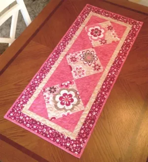 Cut Loose Press Sassy Squares Table Runner