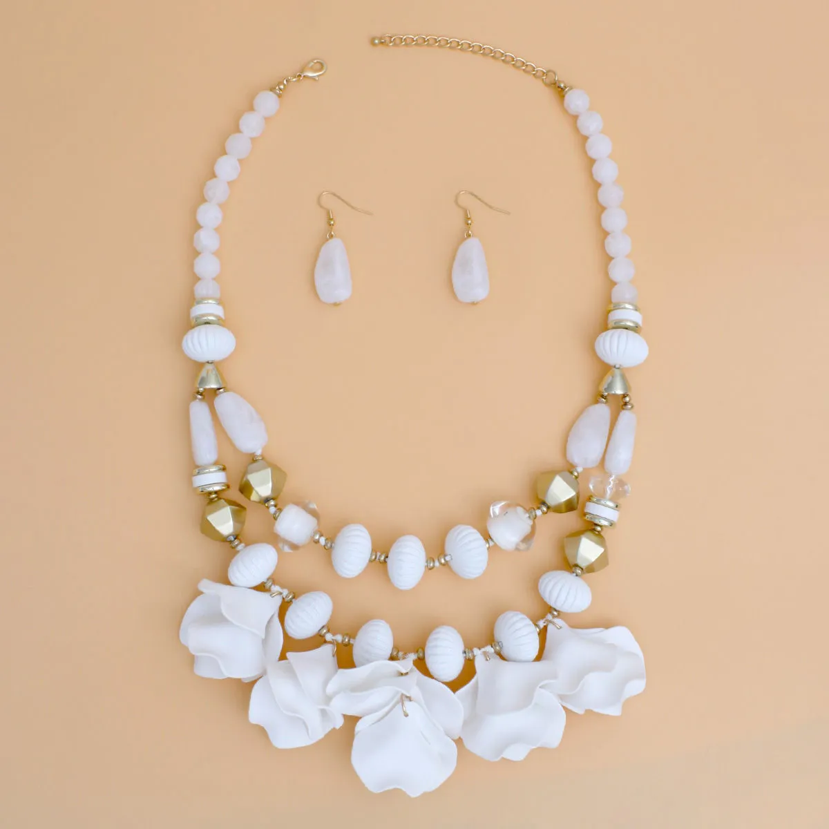 Elegant Women's White Beaded Necklace Set