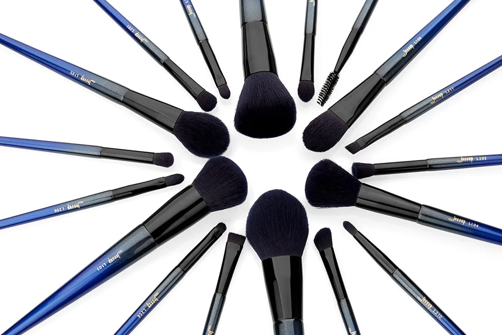 Luxury 18 Pcs Makeup Brush Set T263