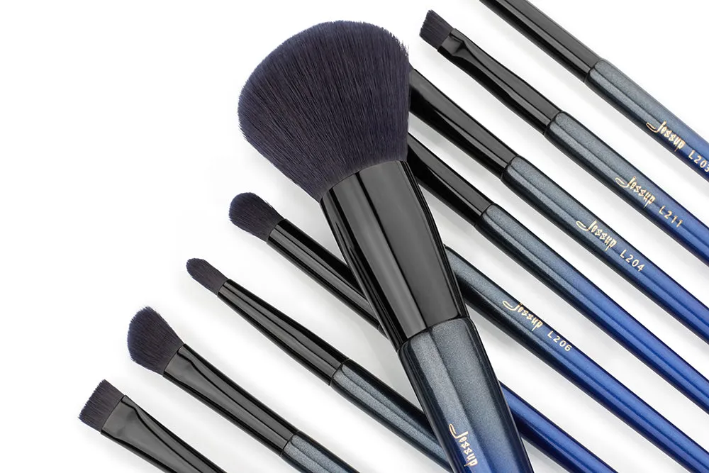 Luxury 18 Pcs Makeup Brush Set T263