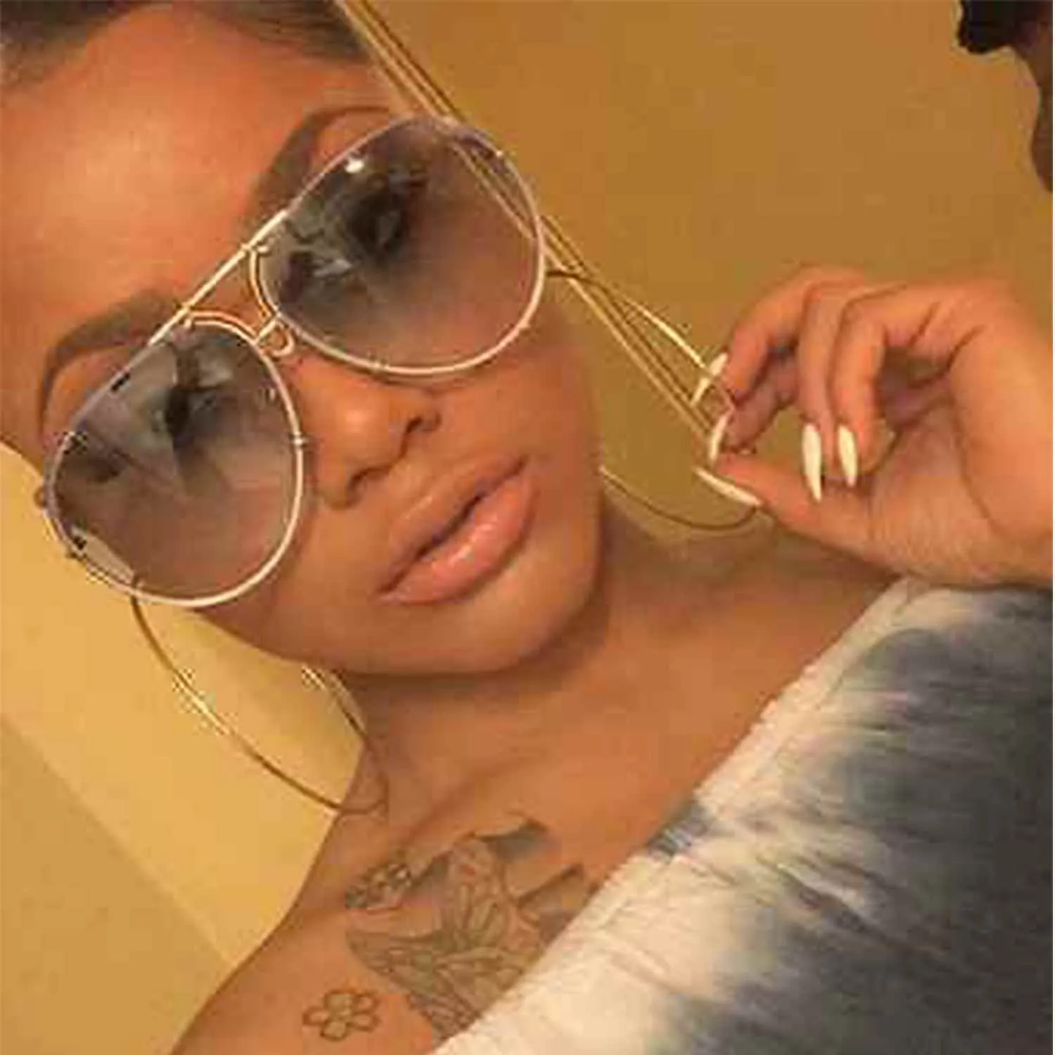 Street Chic Dark Gradient Aviator Sunglasses